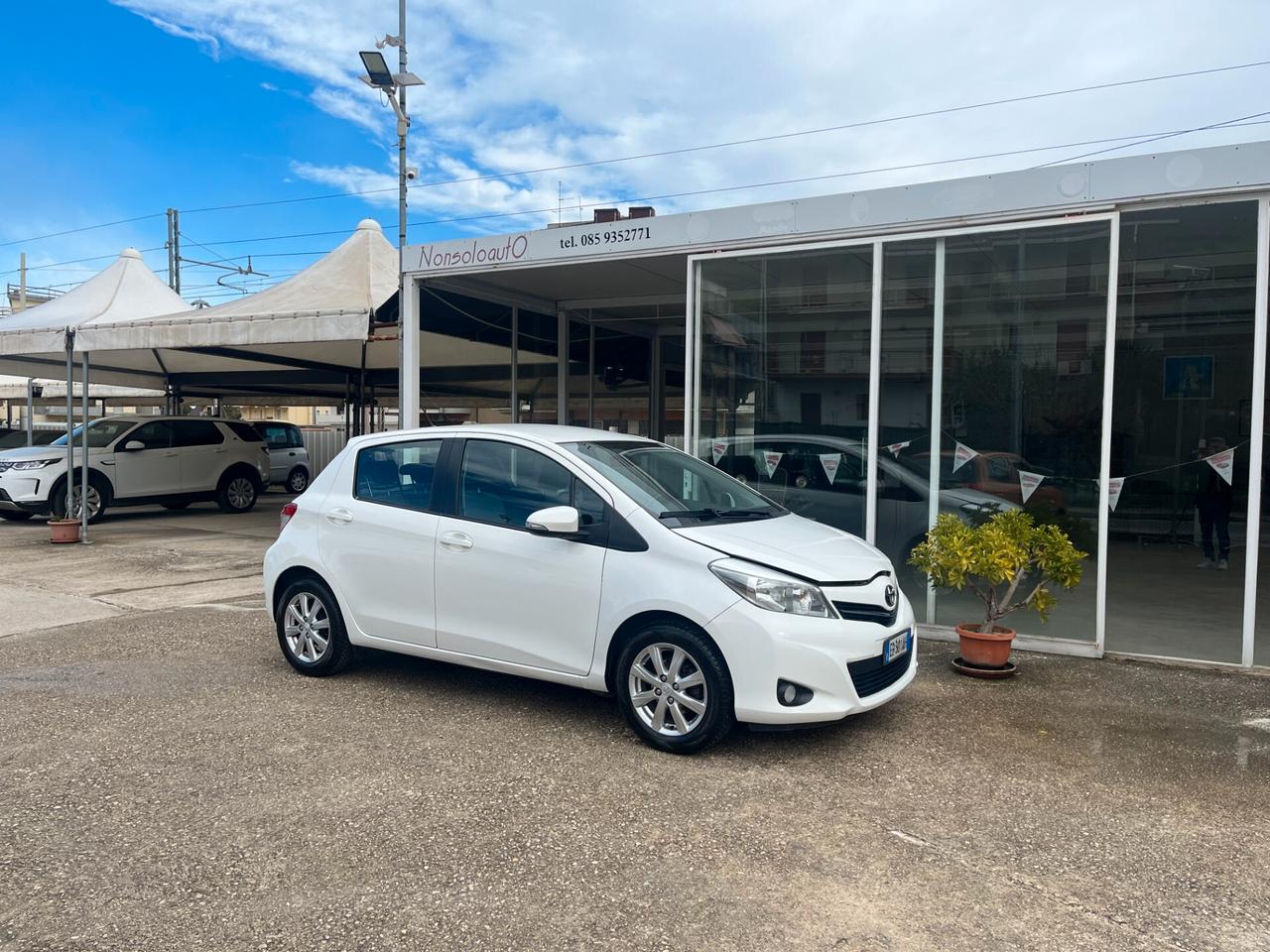 Toyota Yaris 1.0 5 porte