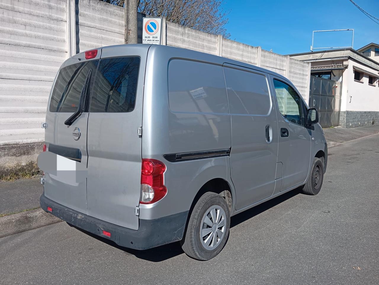 Nissan nv200 1.5 d autocarro valuto permute