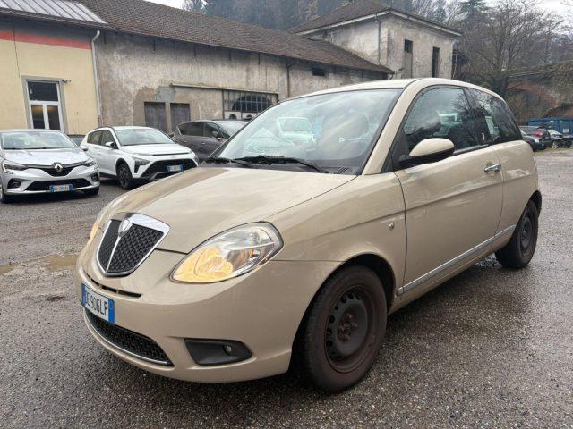 LANCIA Ypsilon 1.2 ADATTA A NEOPATENTATI