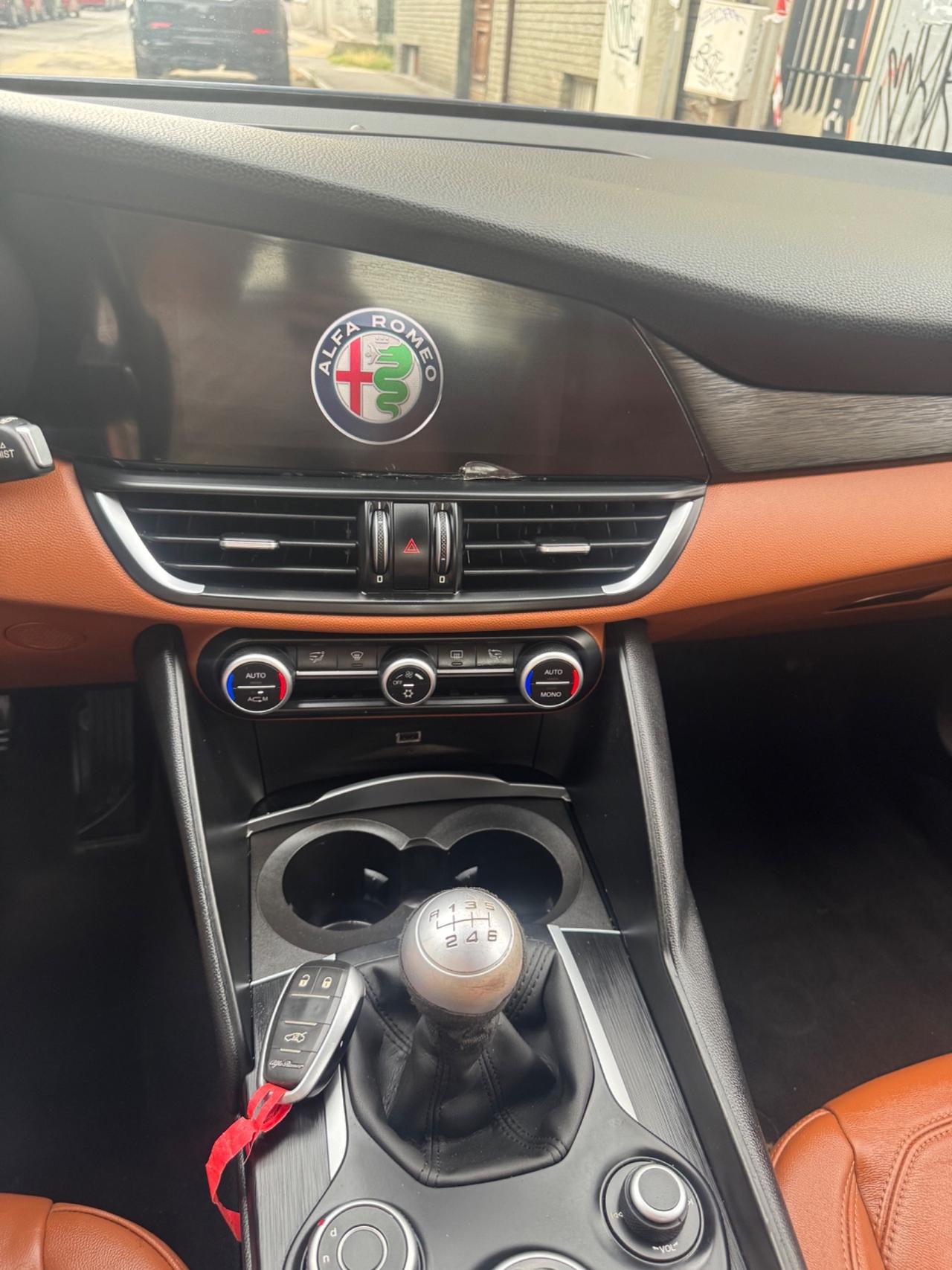 Alfa Romeo Giulia 2.2 150 CV Super Unicoproprietario