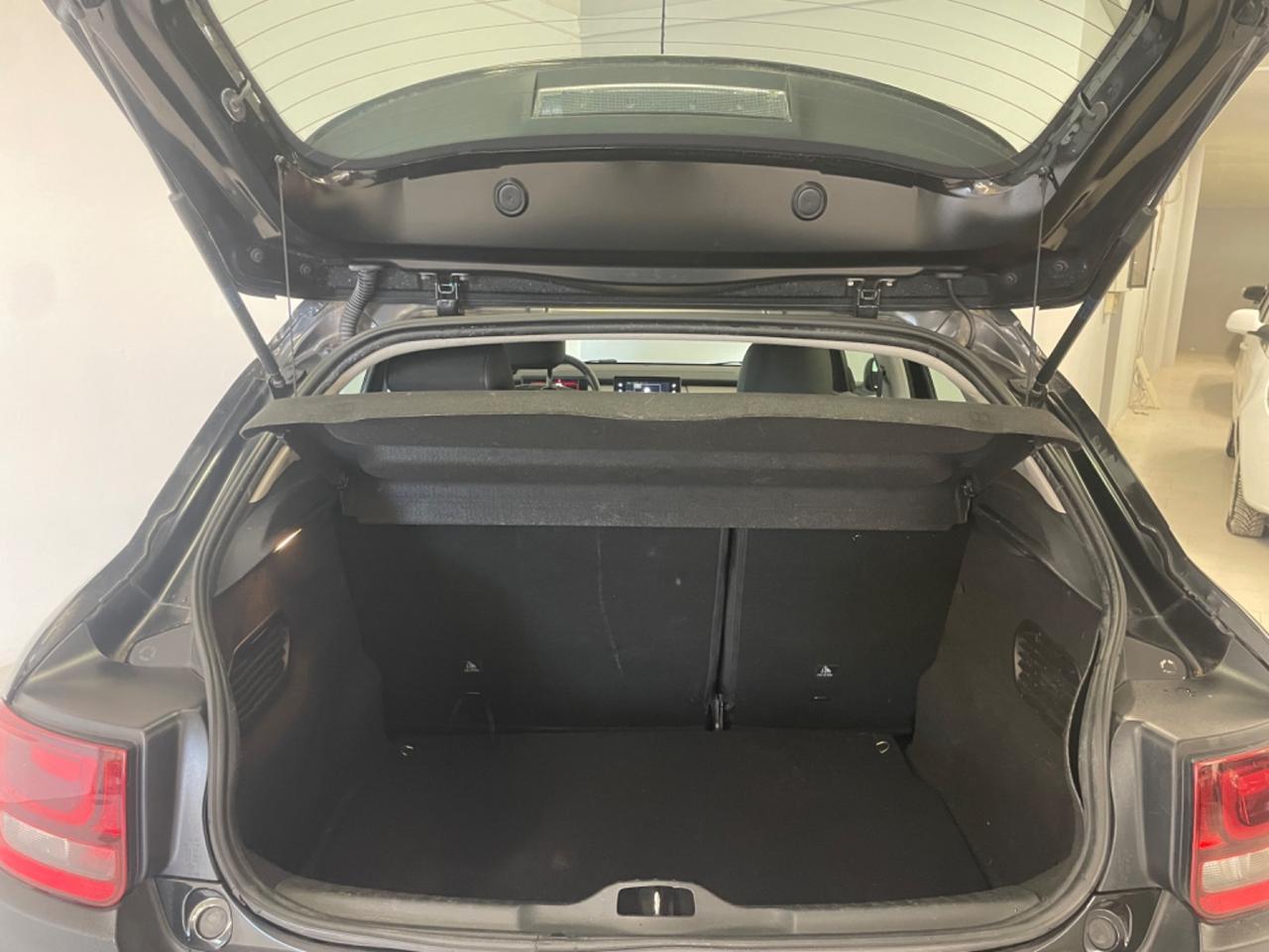 Citroen C4 Cactus PureTech 82 Shine km 85.000