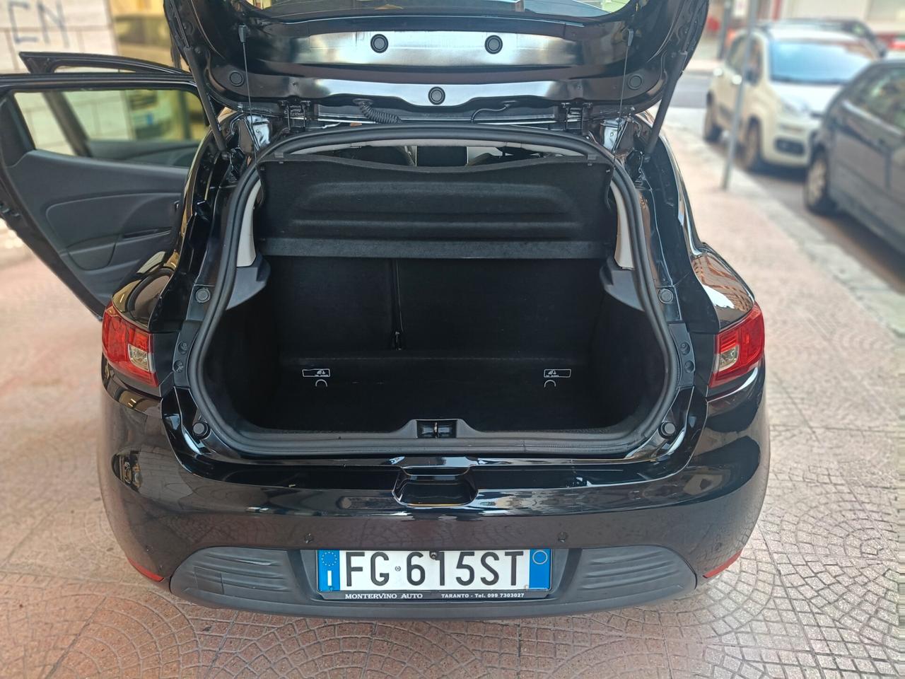 RENAULT CLIO 1.5 DCI75CV-NAVY-UNIPRO-Euro8790-