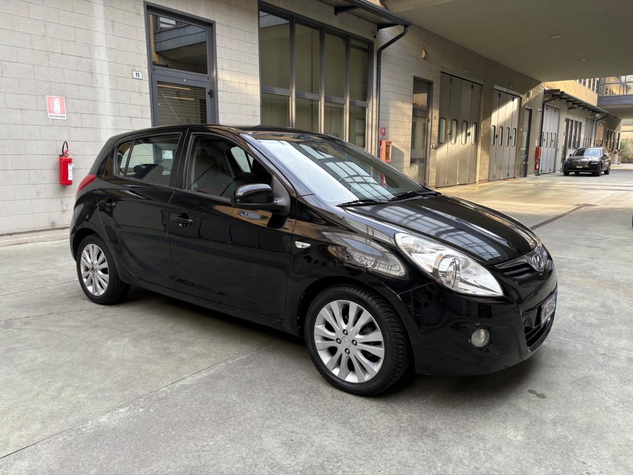 Hyundai i20 1.4 5p. Premium