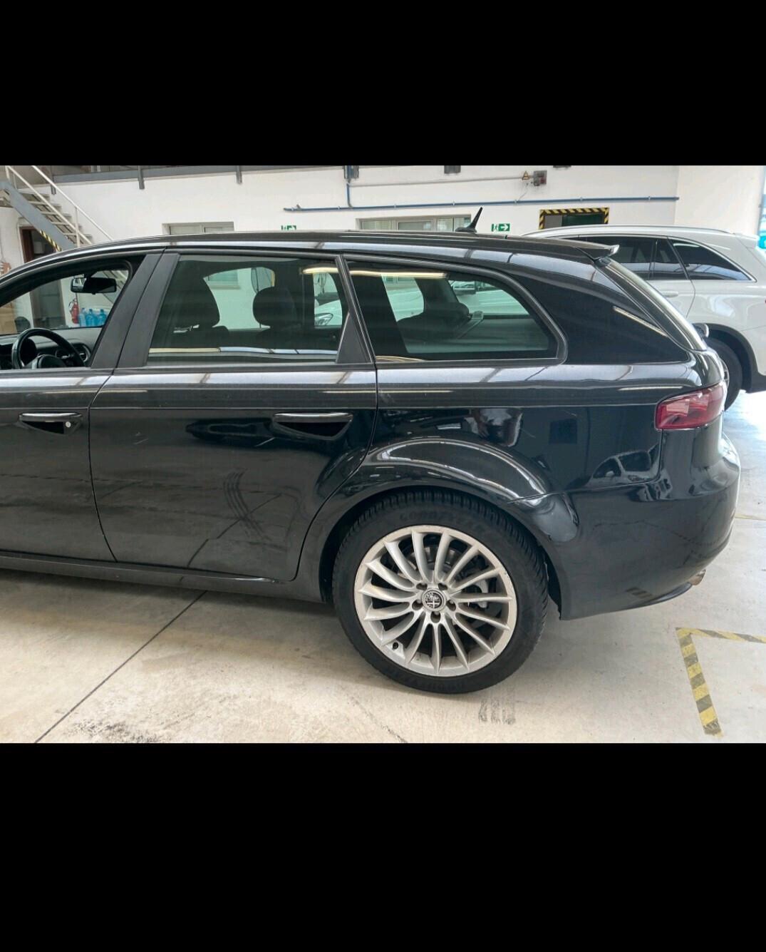 Alfa Romeo 159 2.0 JTDm 136 Cv Sportwagon Distinctive 2012
