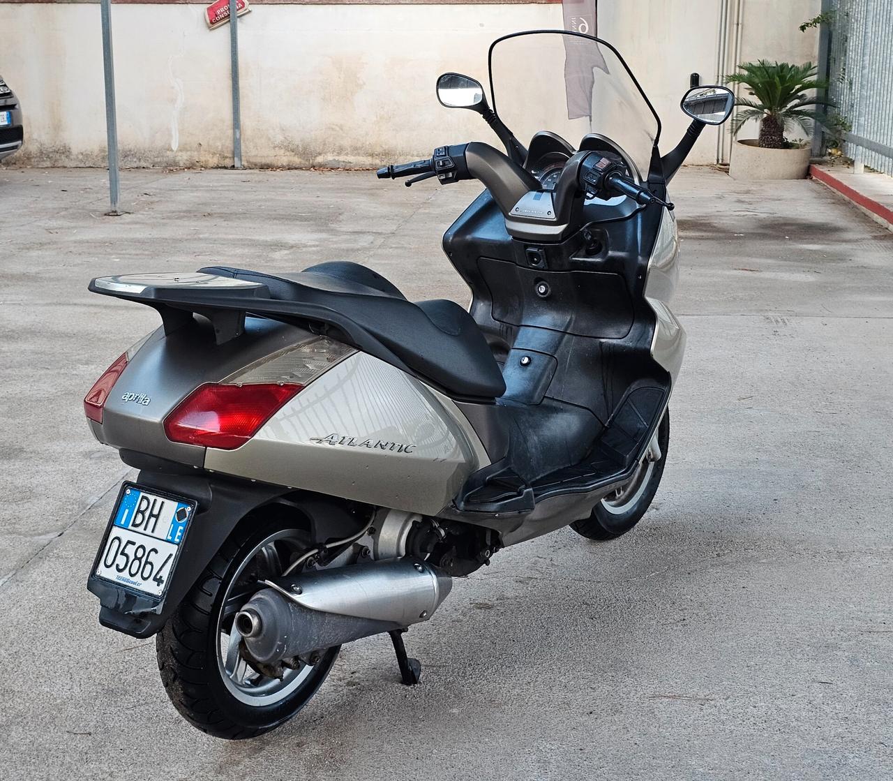 Aprilia Atlantic 200