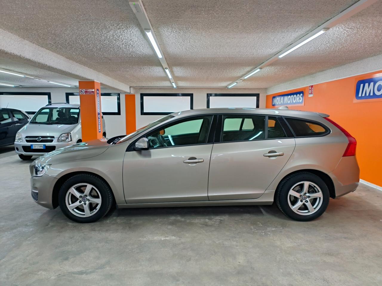 Volvo V60 D2 1.6 Diesel da 115 CV Kinetic - 2015