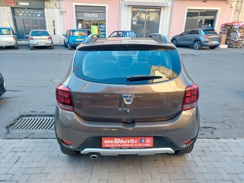 Dacia Sandero Stepway 1.0 TCe 100 CV ECO-G Comfort