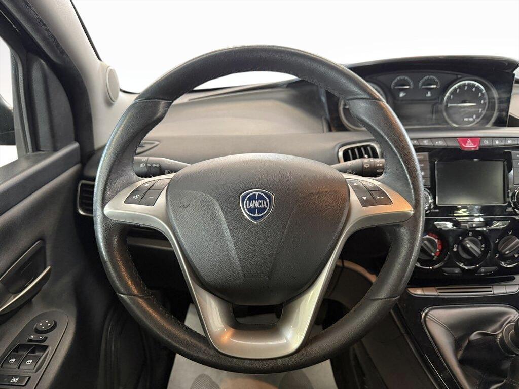 Lancia Ypsilon 5 Porte 1.2 Ecochic Gold