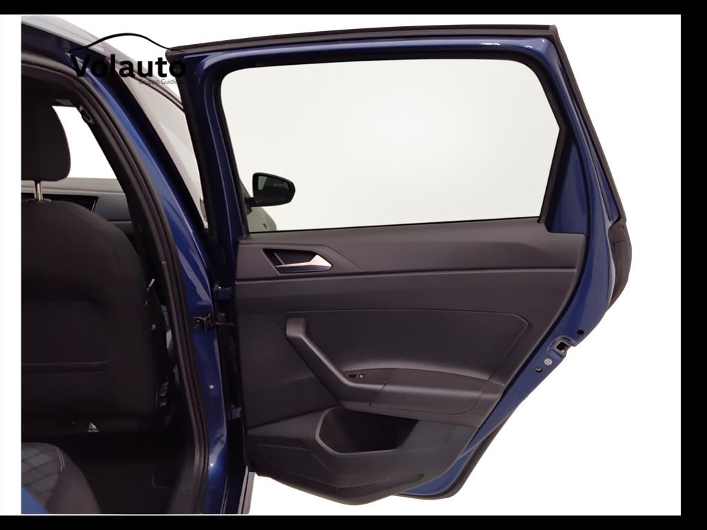 VOLKSWAGEN Polo VI 2022 - Polo 1.0 tsi R-Line 95cv