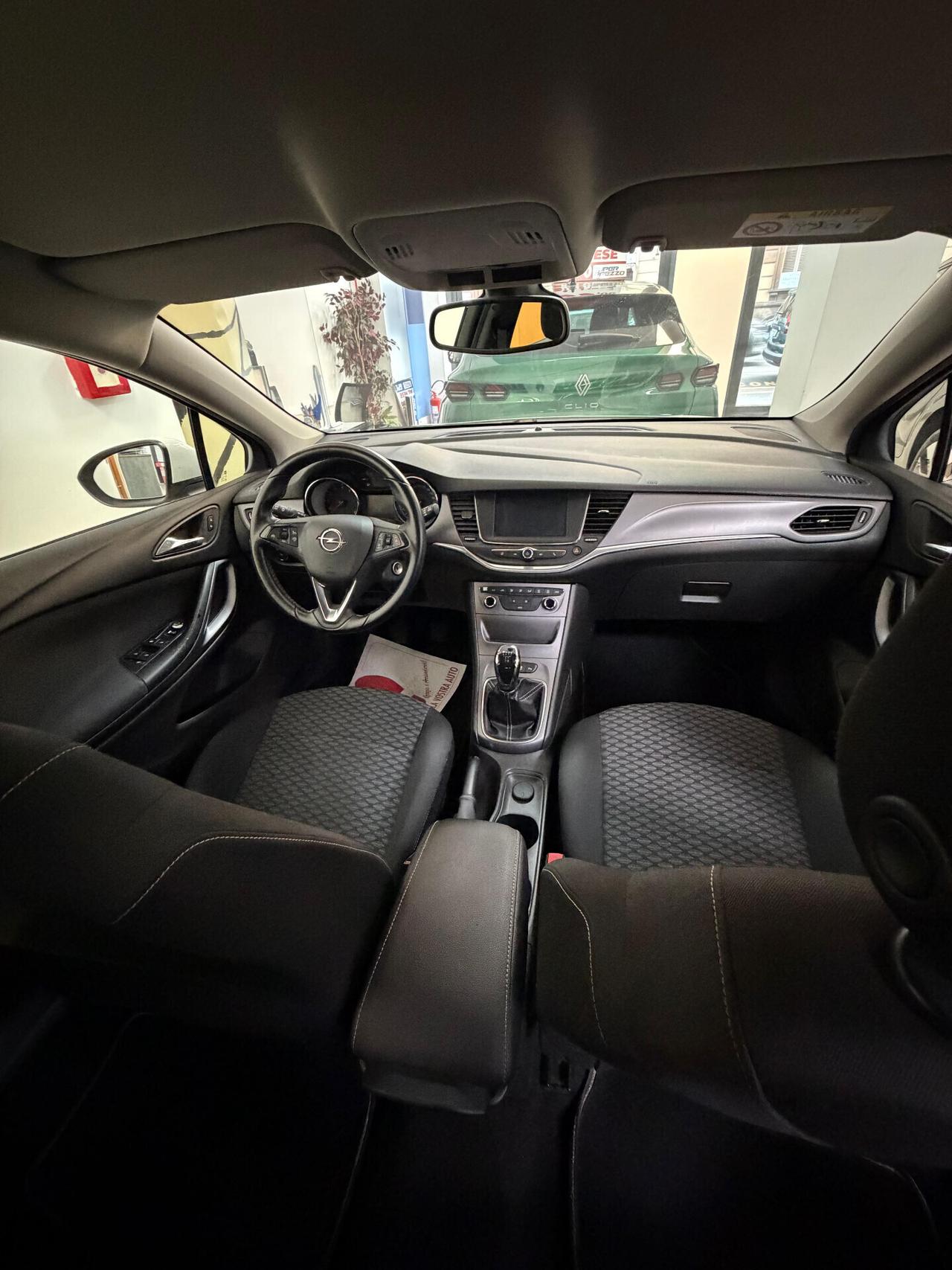 Opel Astra Sports - APERTI AD AGOSTO