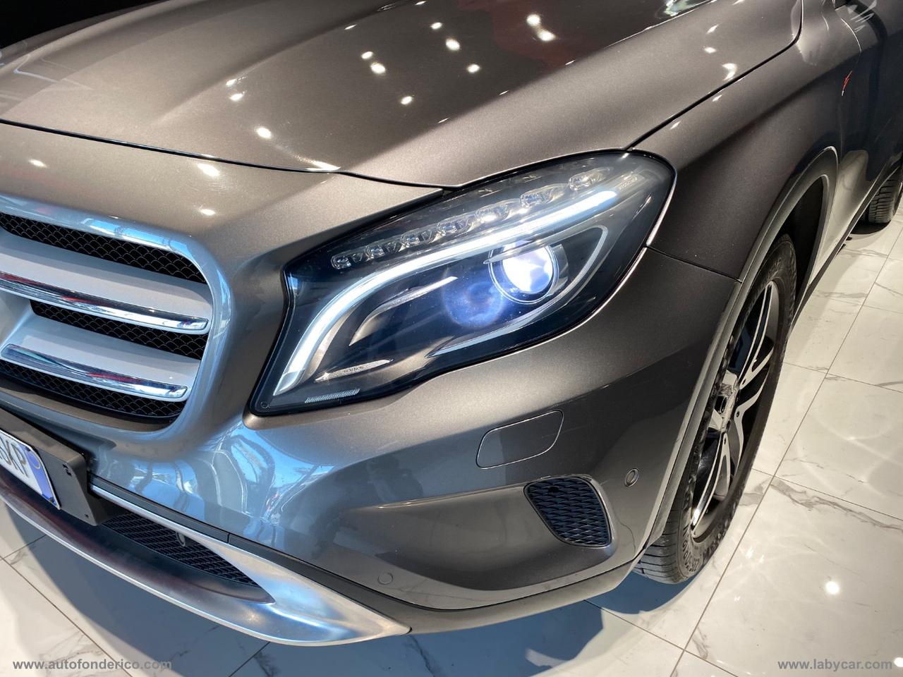 MERCEDES-BENZ GLA 200 d Automatic 4Matic Premium