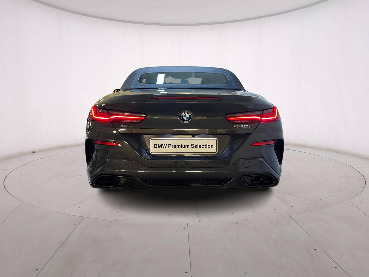 BMW Serie 8 840d xDrive Cabrio 48V MSport Pro