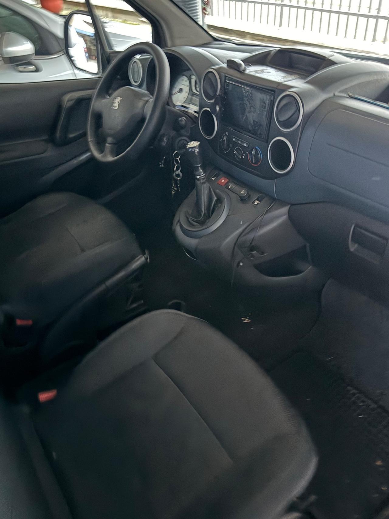 Peugeot Partner Tepee 1.6 HDi 92CV Autocarro