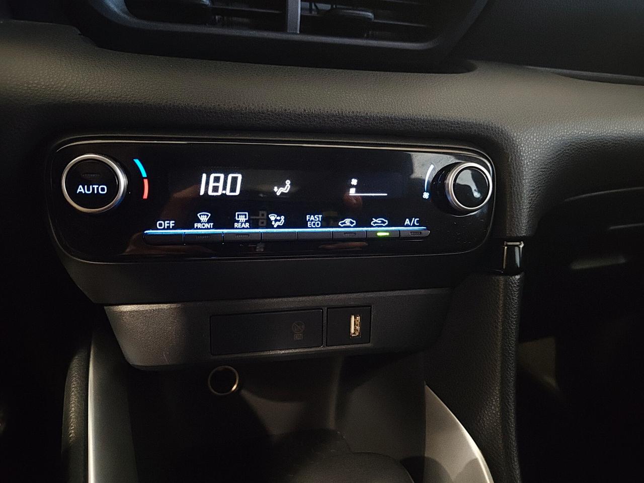 Toyota Yaris 1.5 Hybrid 5 porte Trend