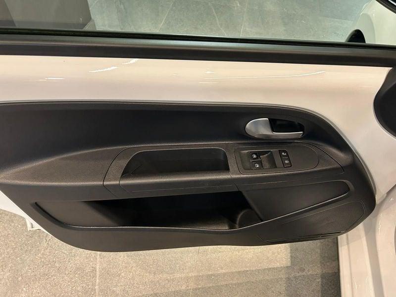 Volkswagen up! 1.0 50kW eco up! high up! BMT