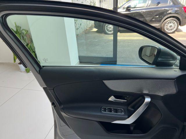 MERCEDES-BENZ A 200 d Automatic Sport tua da ?219,00 mensili