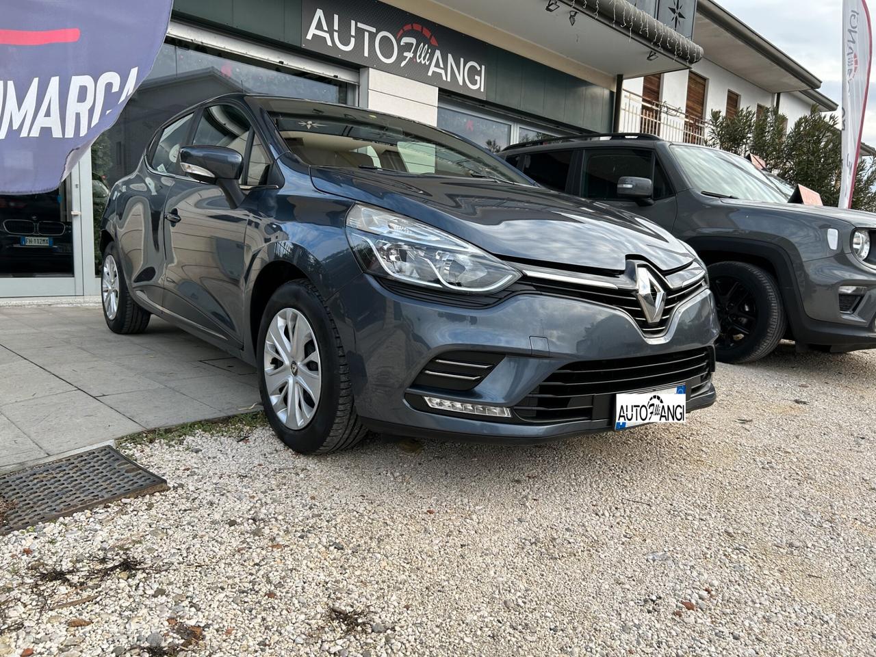 Renault Clio TCe 12V 90CV 5 porte Energy Zen NEOPATENTATI