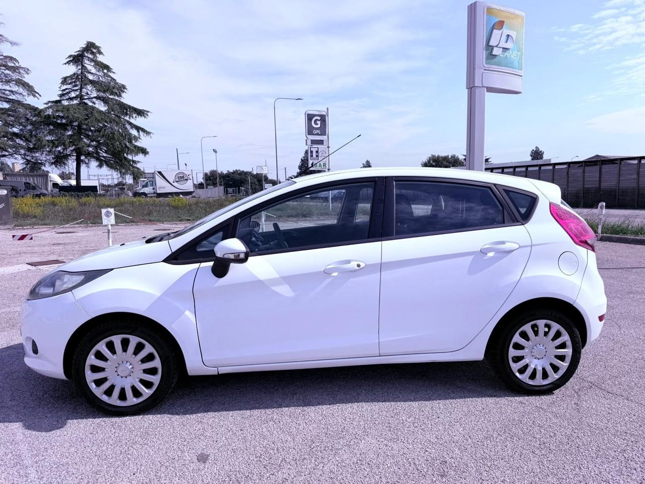 Ford Fiesta Fiesta+ 1.4 5 porte Bz.- GPL