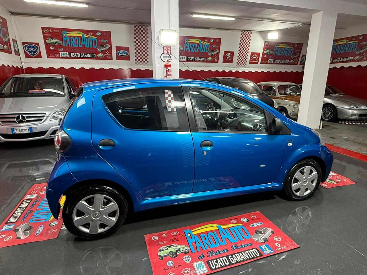 Toyota Aygo 1.0 68cv 5 porte - 2011