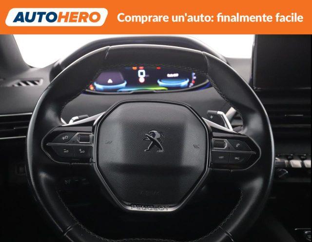 PEUGEOT 3008 Hybrid4 300 e-EAT8 Allure Pack