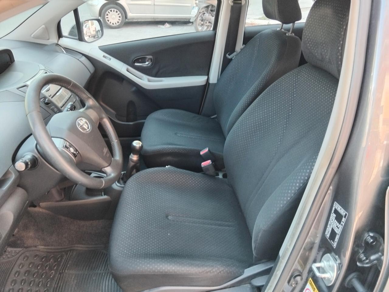 TOYOTA YARIS 1.0 SOL CLIMA 5 PORTE