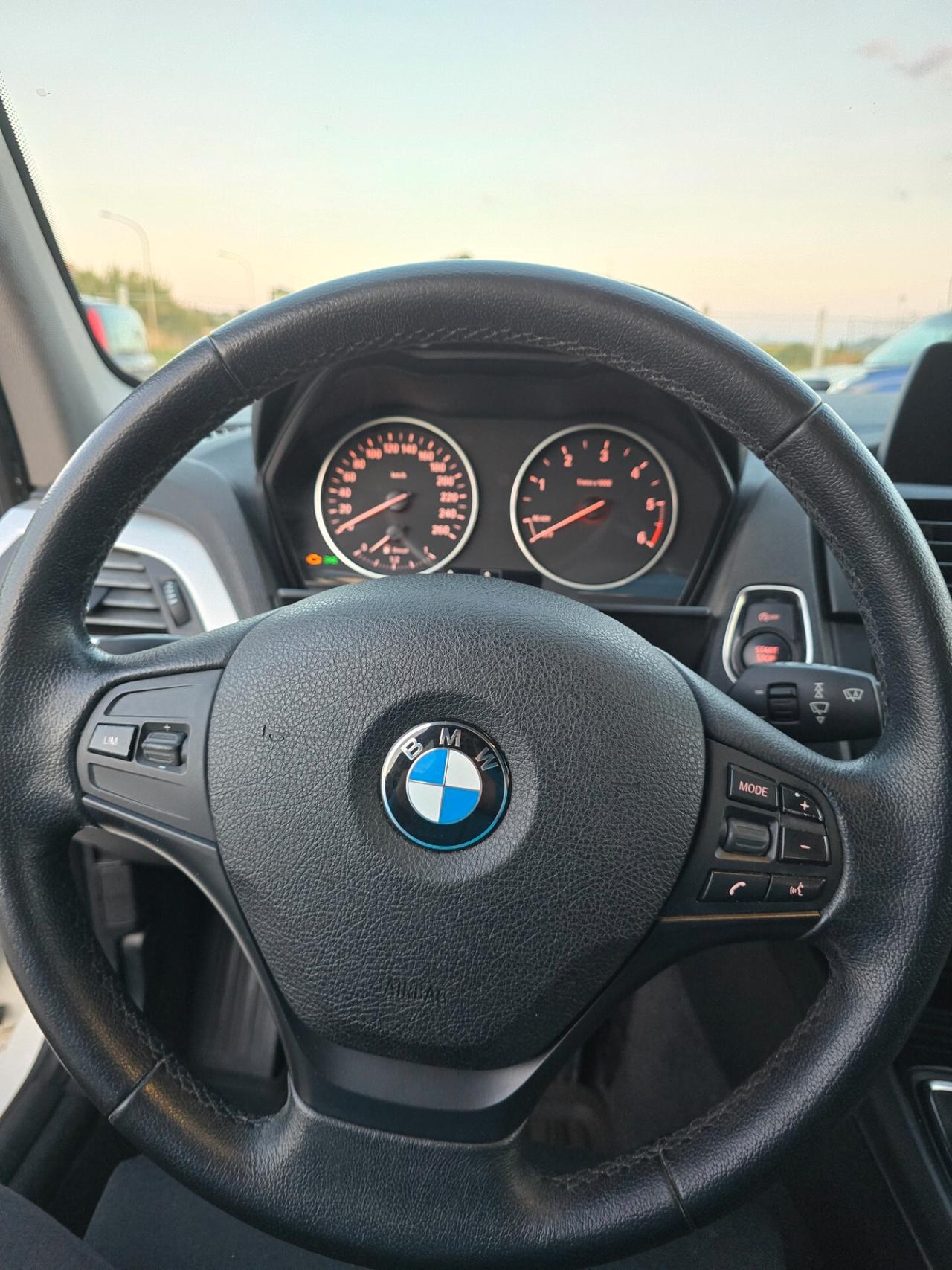 Bmw 118 118d 5p. Sport