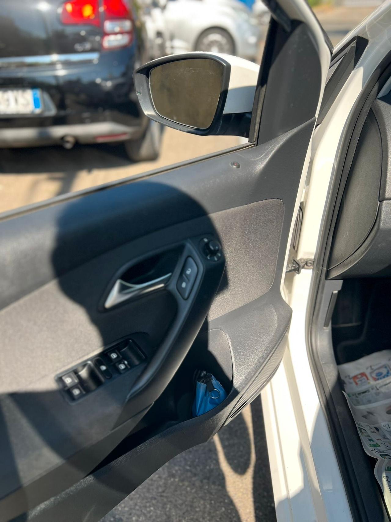 Volkswagen Polo 1.6 5 porte Highline BiFuel