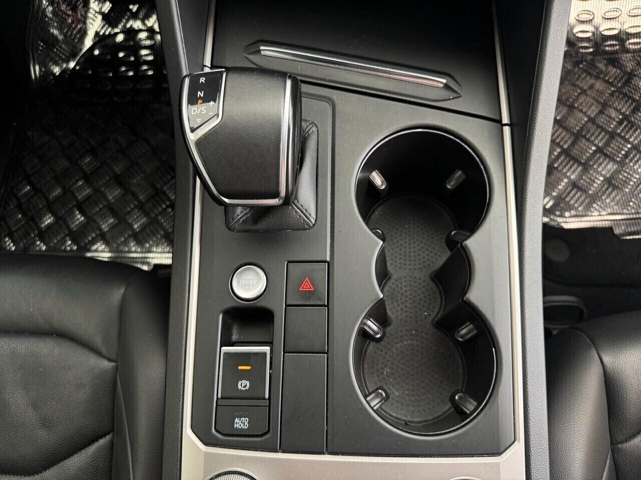 Volkswagen Touareg 3.0 V6 TDI SCR Black Style