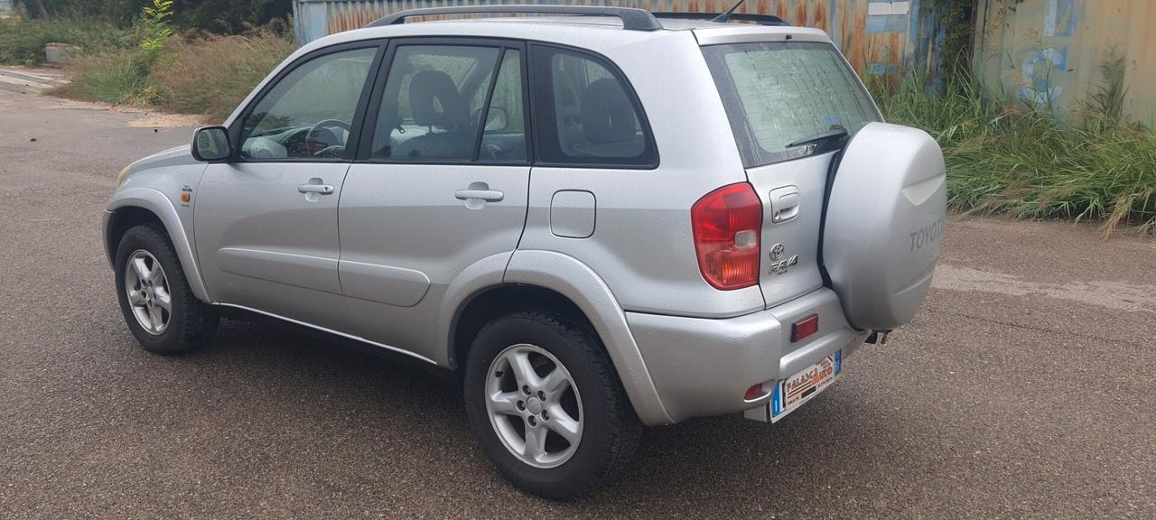 Toyota RAV 4 RAV4 2.0 Tdi D-4D 5 P. PERFETTA