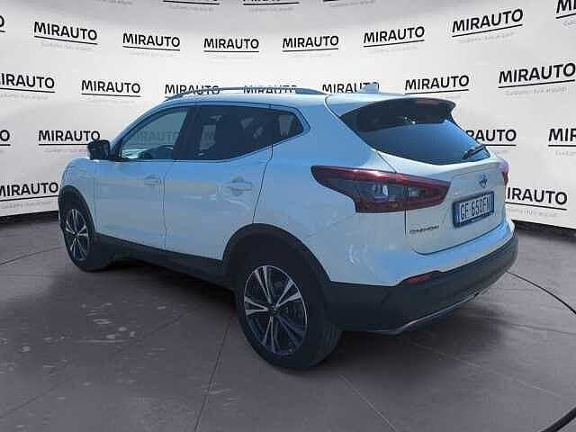 Nissan Qashqai 1.3 DIG-T 140 N-Connecta