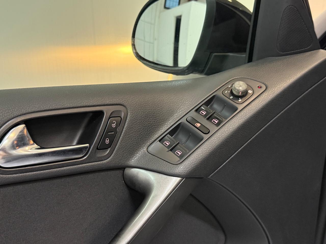 Volkswagen Tiguan 2.0 TDI 170 CV DPF Sport & Style (18°)