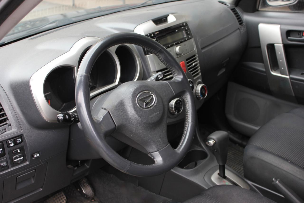 Daihatsu Terios 1.5 4WD SX GPL CAMBIO AUTOMATICO SENSORI POST.