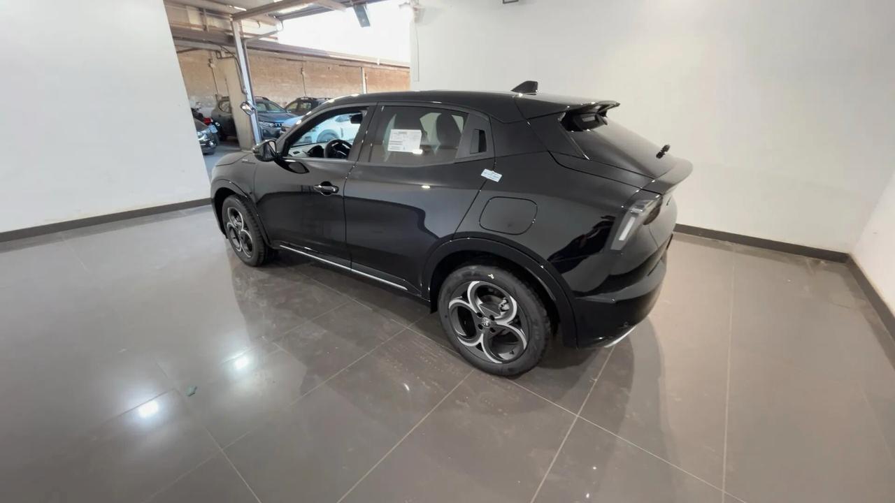 Alfa Romeo Junior 1.2 145 CV Hybrid eDCT6 Speciale