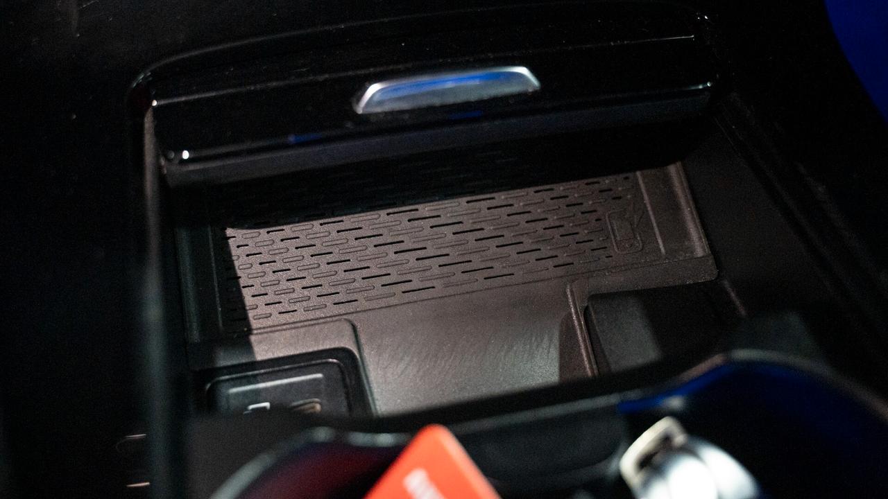 Mercedes-benz CLA 180 D COUPE PREMIUM PLUS AMG 19" PACK LUCI XENO PELLE FULL OPTIONAL