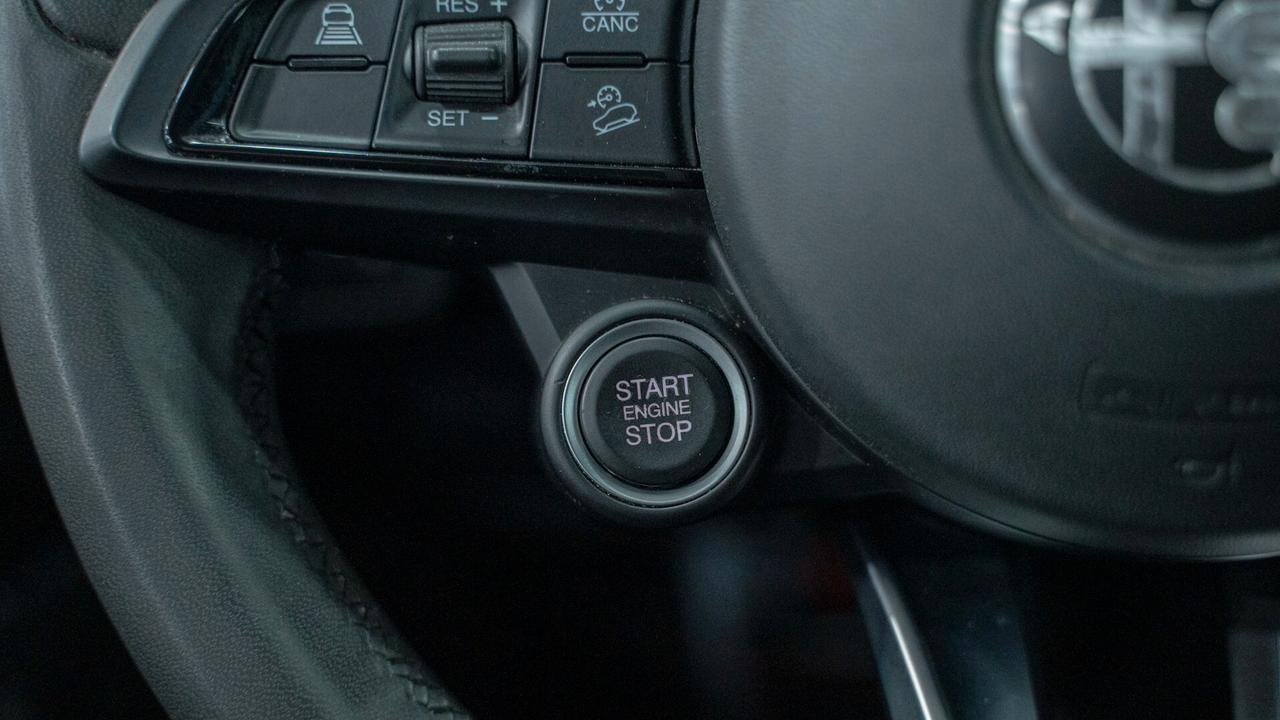 Alfa Romeo Stelvio 2.2 190 CV AT8 Q4 NAVI LED FULL OPTIONAL