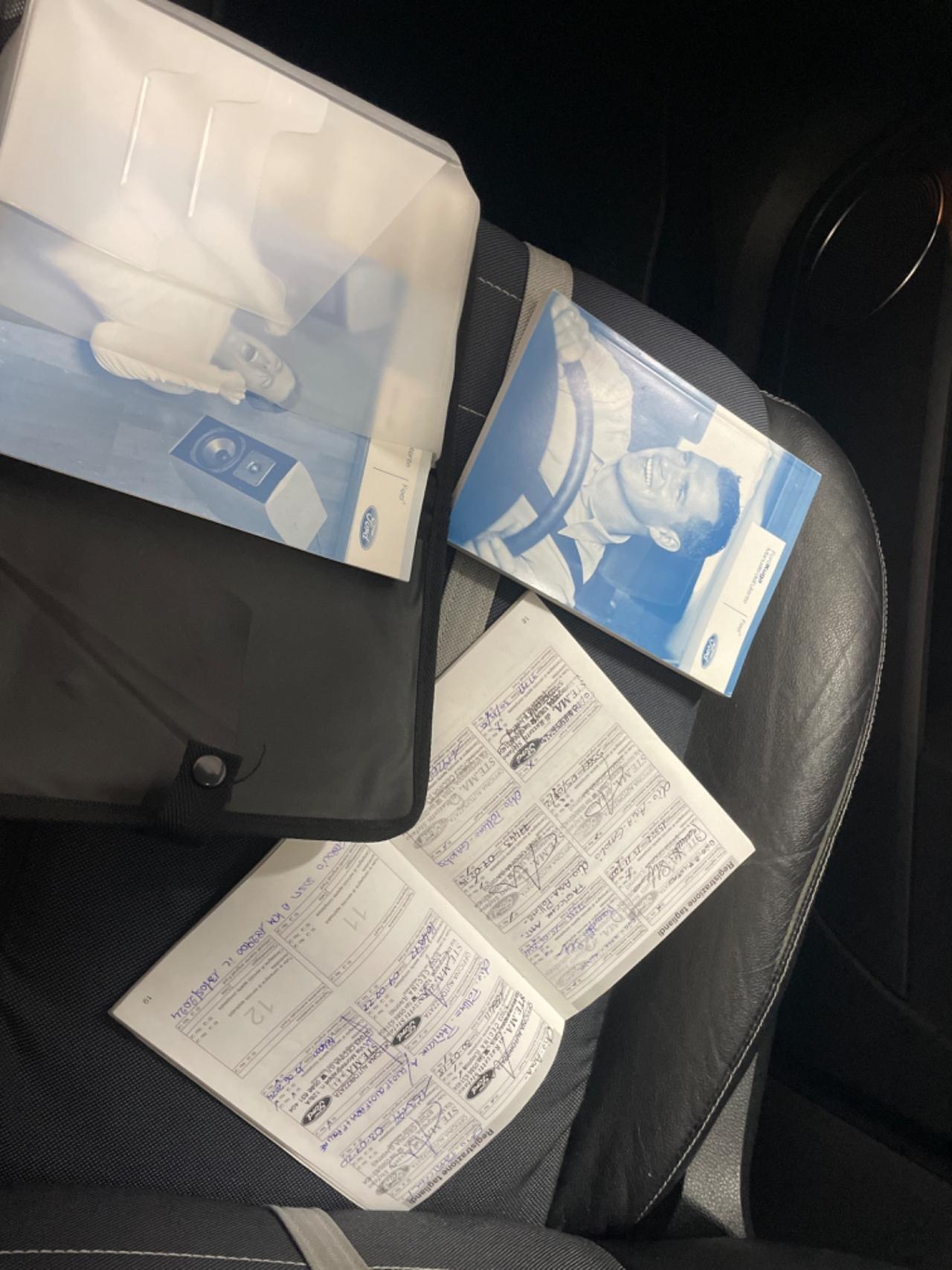 Ford Kuga 2.0 TDCi 136 CV 4WD Titanium DPF Perfetta !