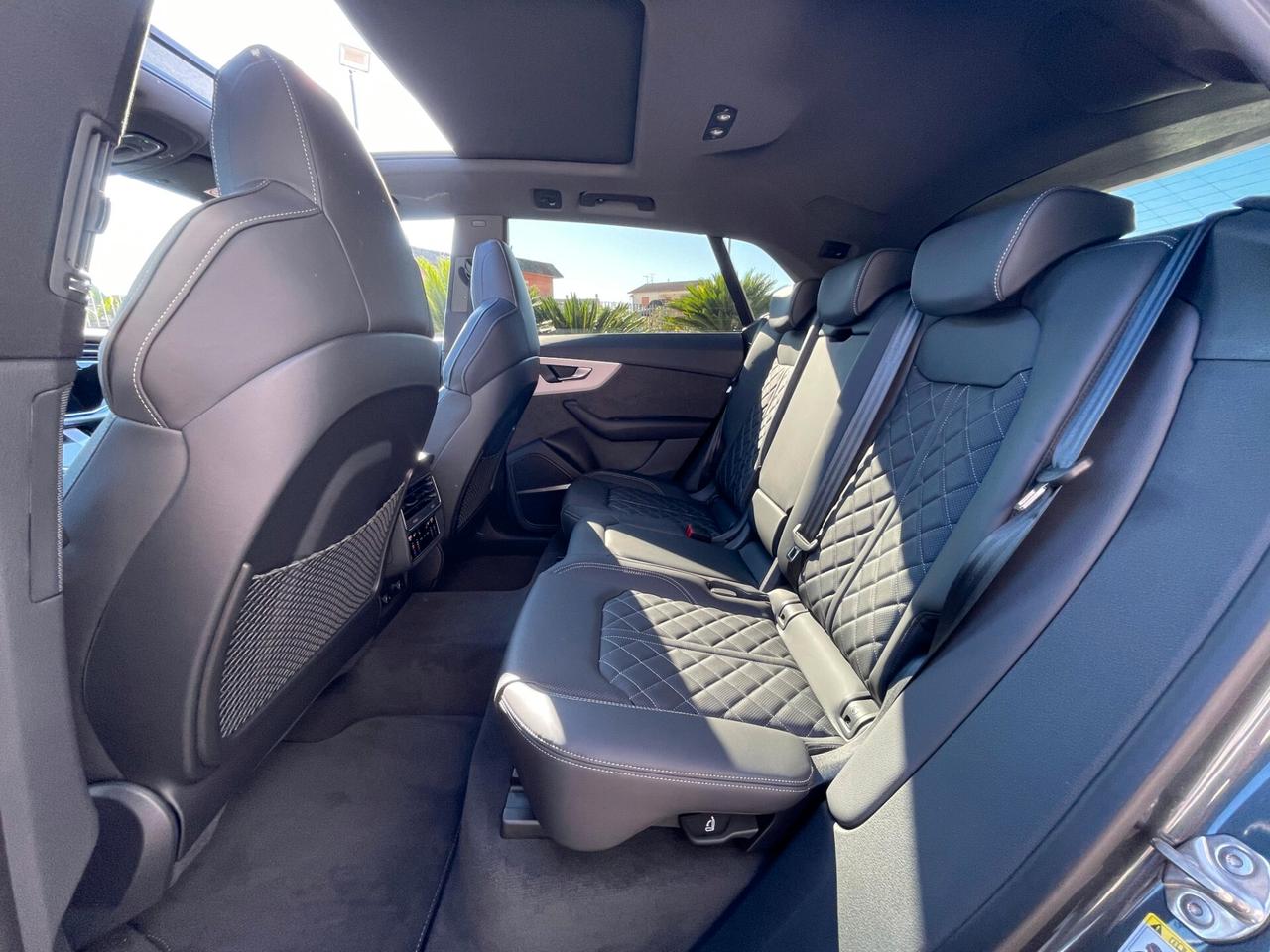Audi Q8 50 TDI S-Line Quattro MY24*23"*HEAD-UP*SOFTCLOSE