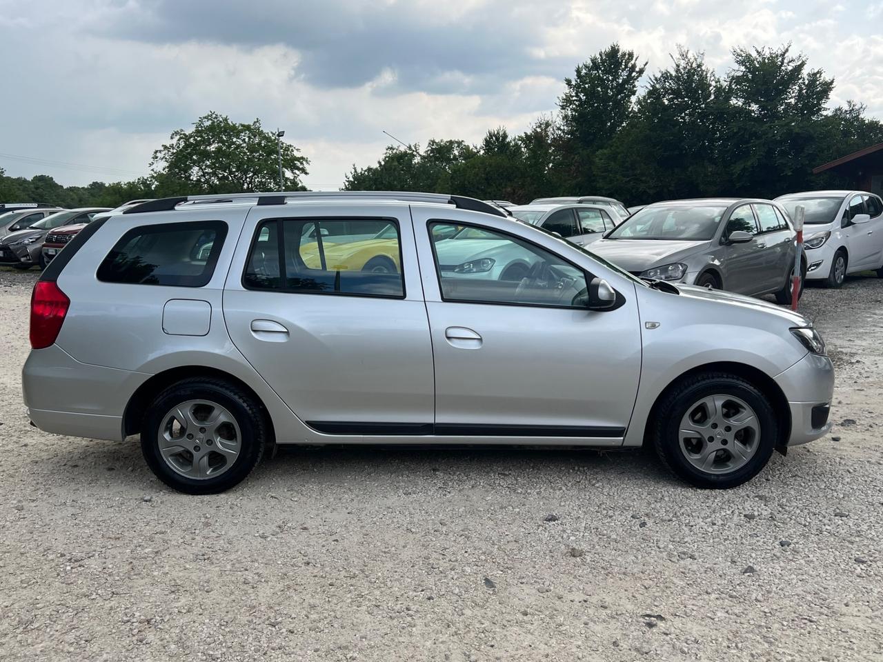 Dacia Logan MCV 1.2 75CV Lauréate NEOPATENTATI PERMUTE RATE GARANZIA
