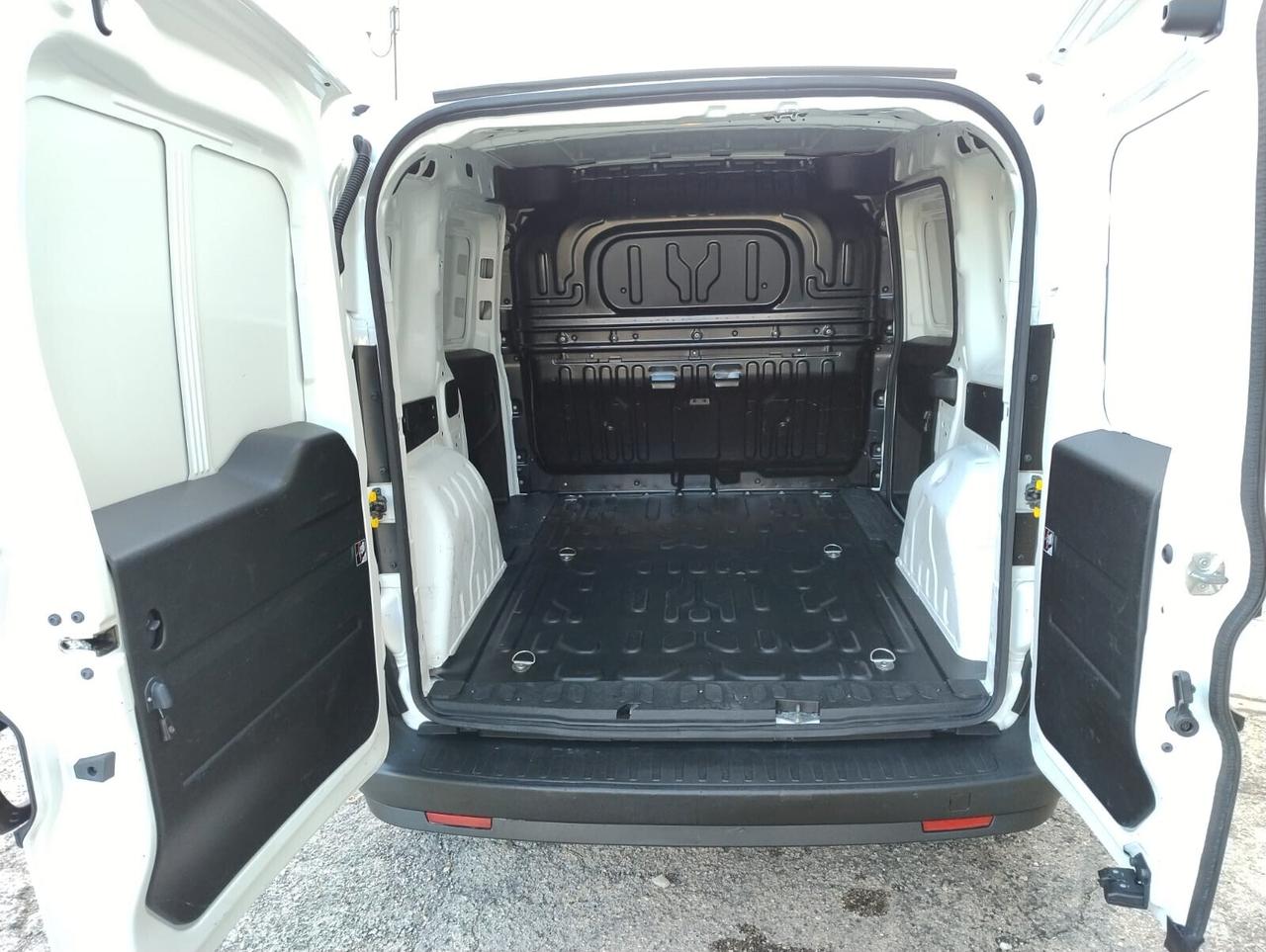 Fiat Doblò Cargo 1.6 Mjet SX 105Cv 3 Posti 05/2021