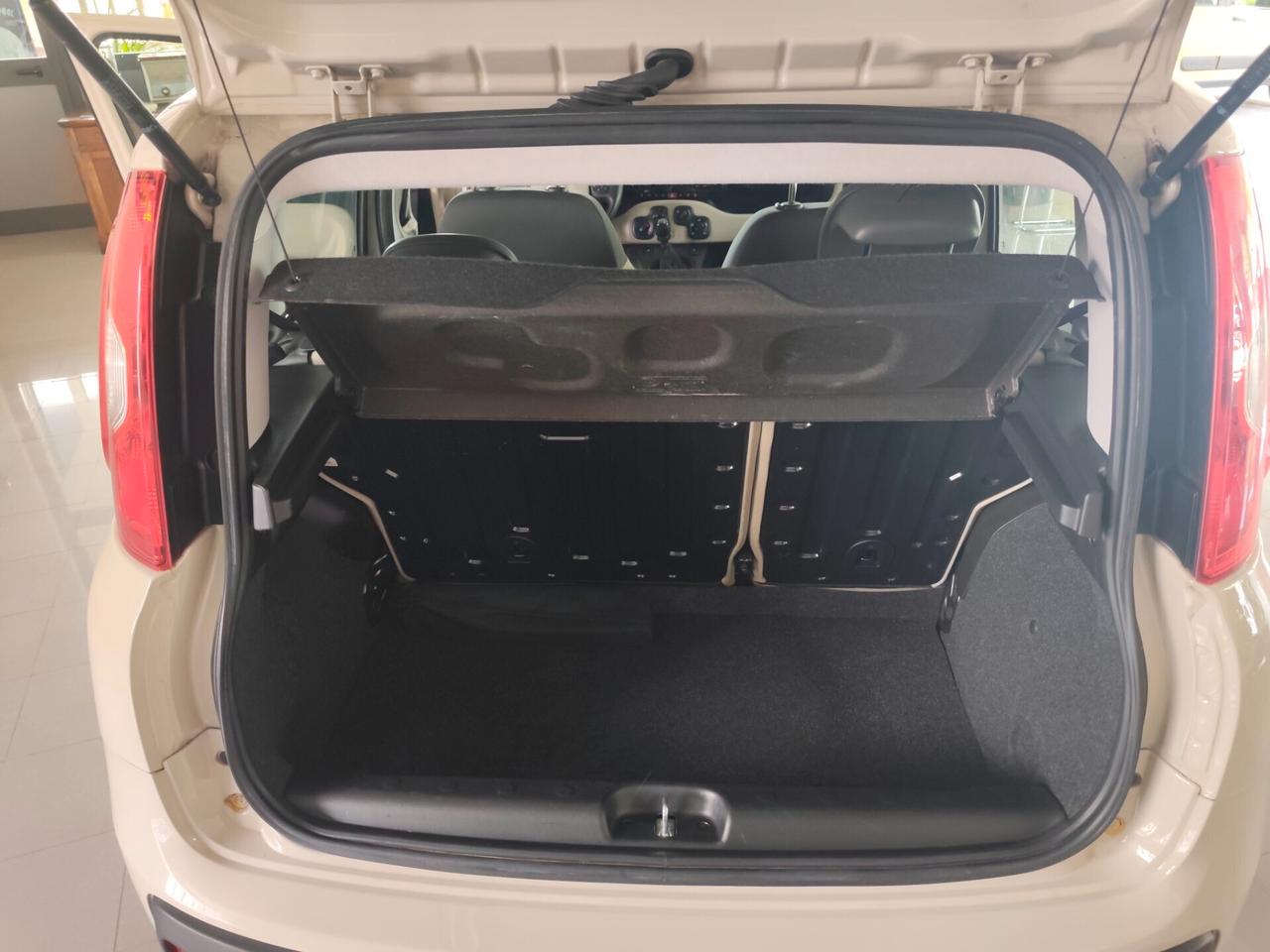 Fiat Panda 1.2 Lounge Benz euro 6 78 Milà km