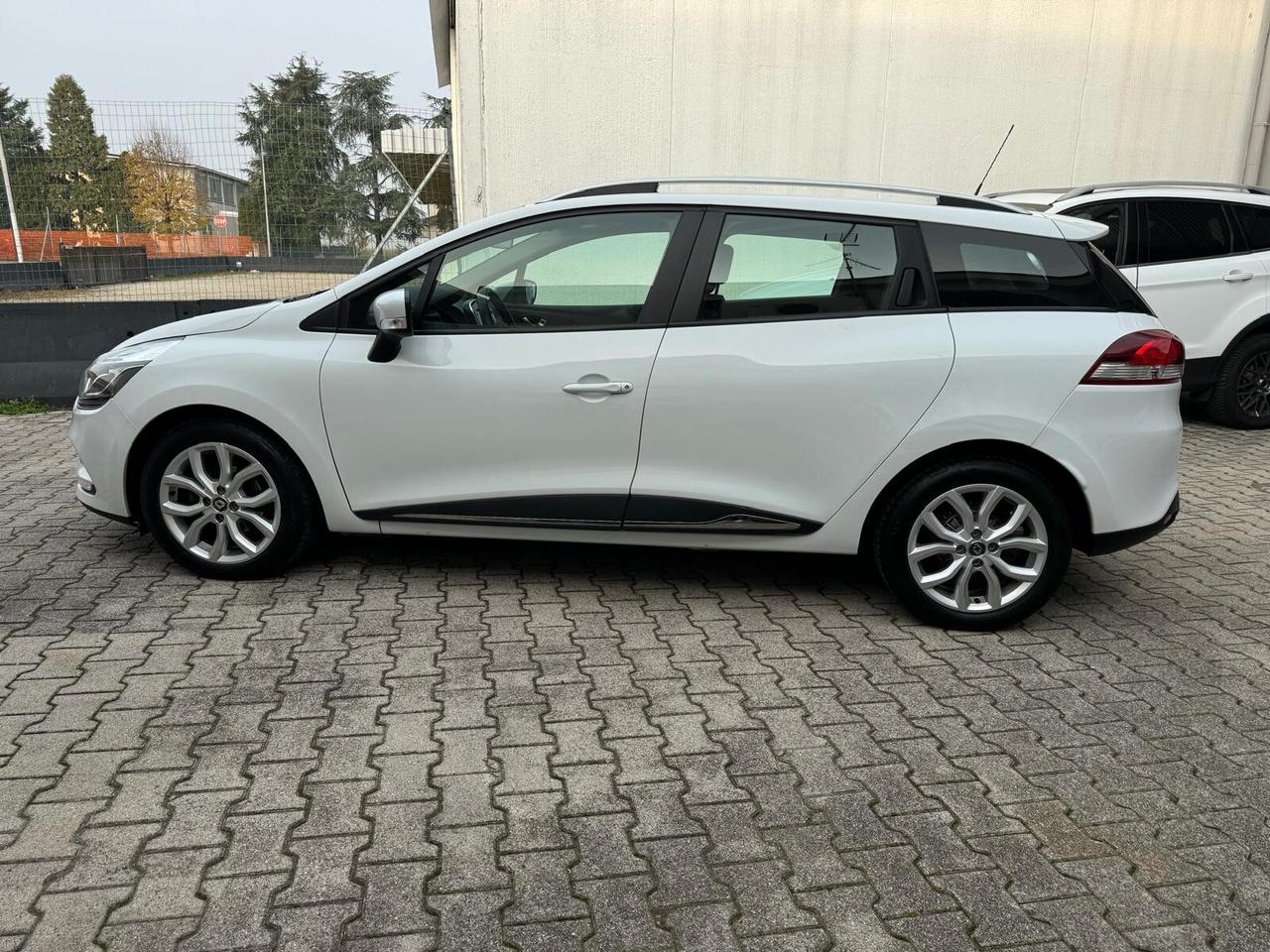 Renault Clio dCi 8V 90 CV EDC Business (N1 autocarro)