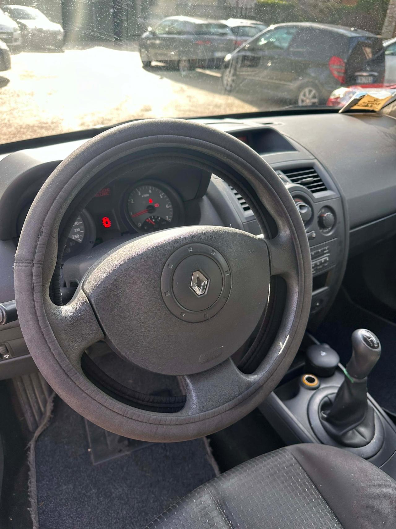 Renault MÈGANE DYNAMIQUE FULLOPT UNICOPROP