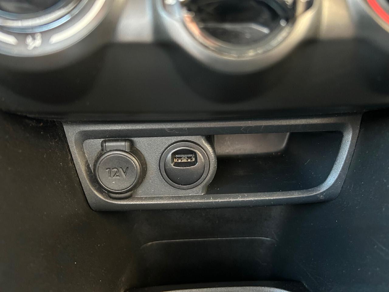 Peugeot 208 BlueHDi 100 S&S 5 porte Active