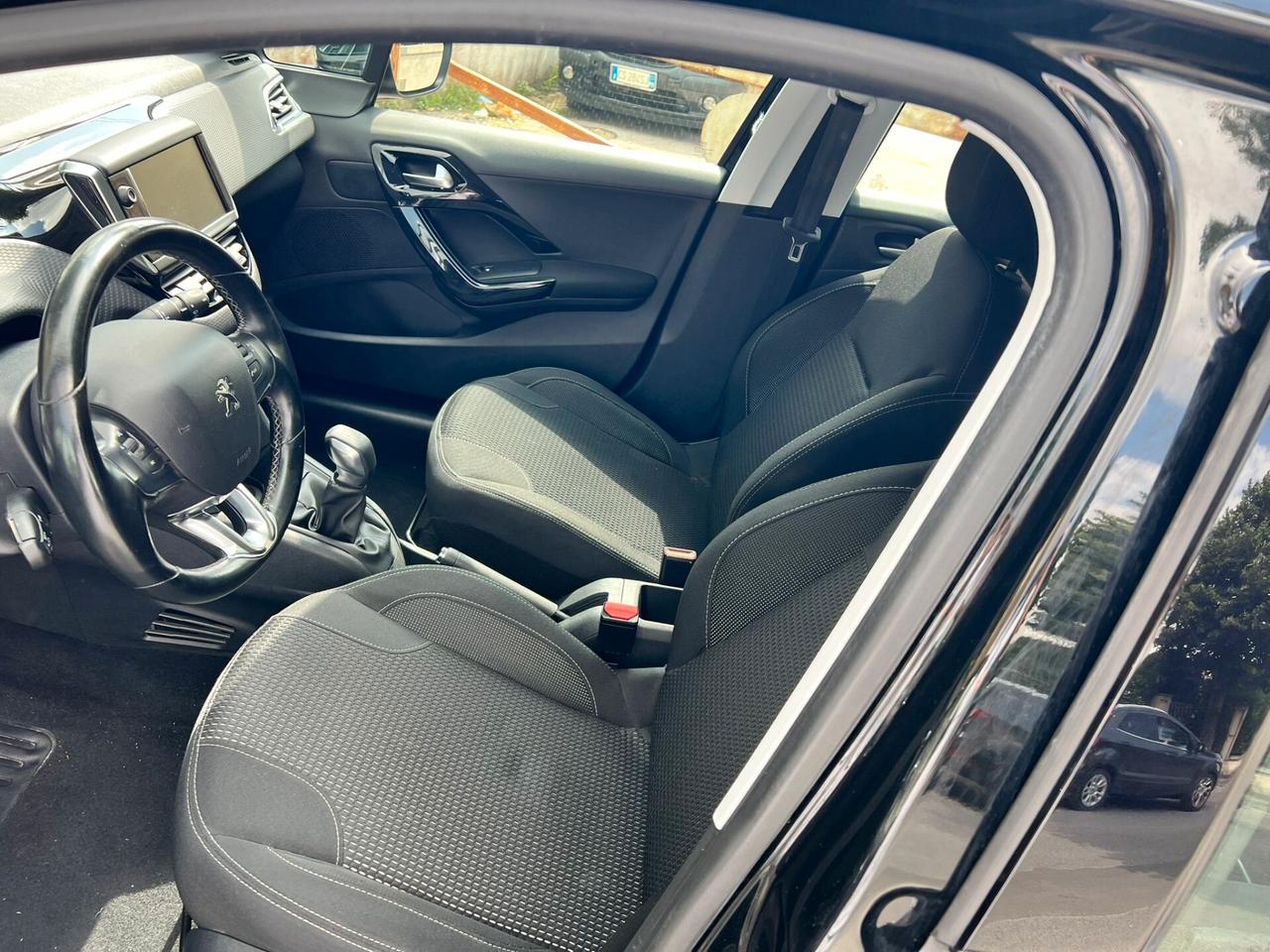 Peugeot 208 BlueHDi 75 5 porte Allure