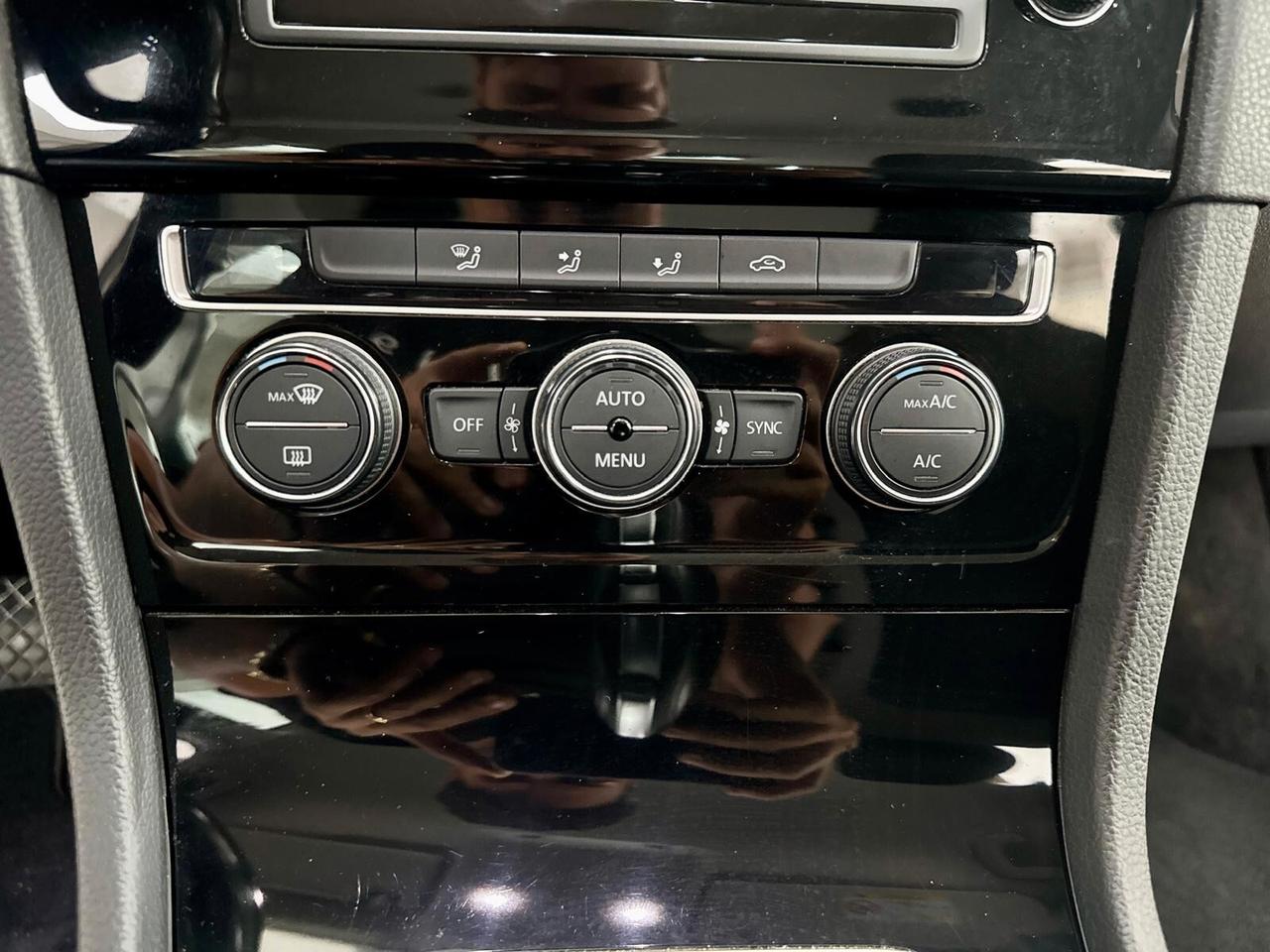 Volkswagen Golf 1.6 TDI 110CV DSG 5p. Highline 2017