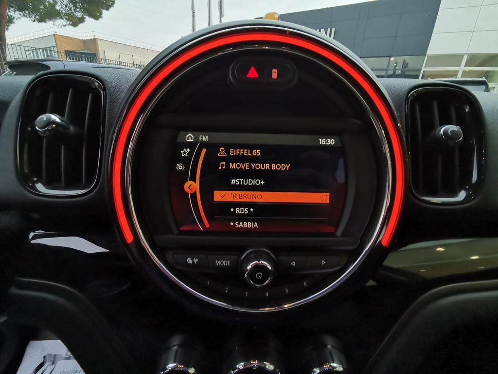 Mini Cooper D Countryman 2.0 TwinPower Turbo Cooper D Boost Steptronic