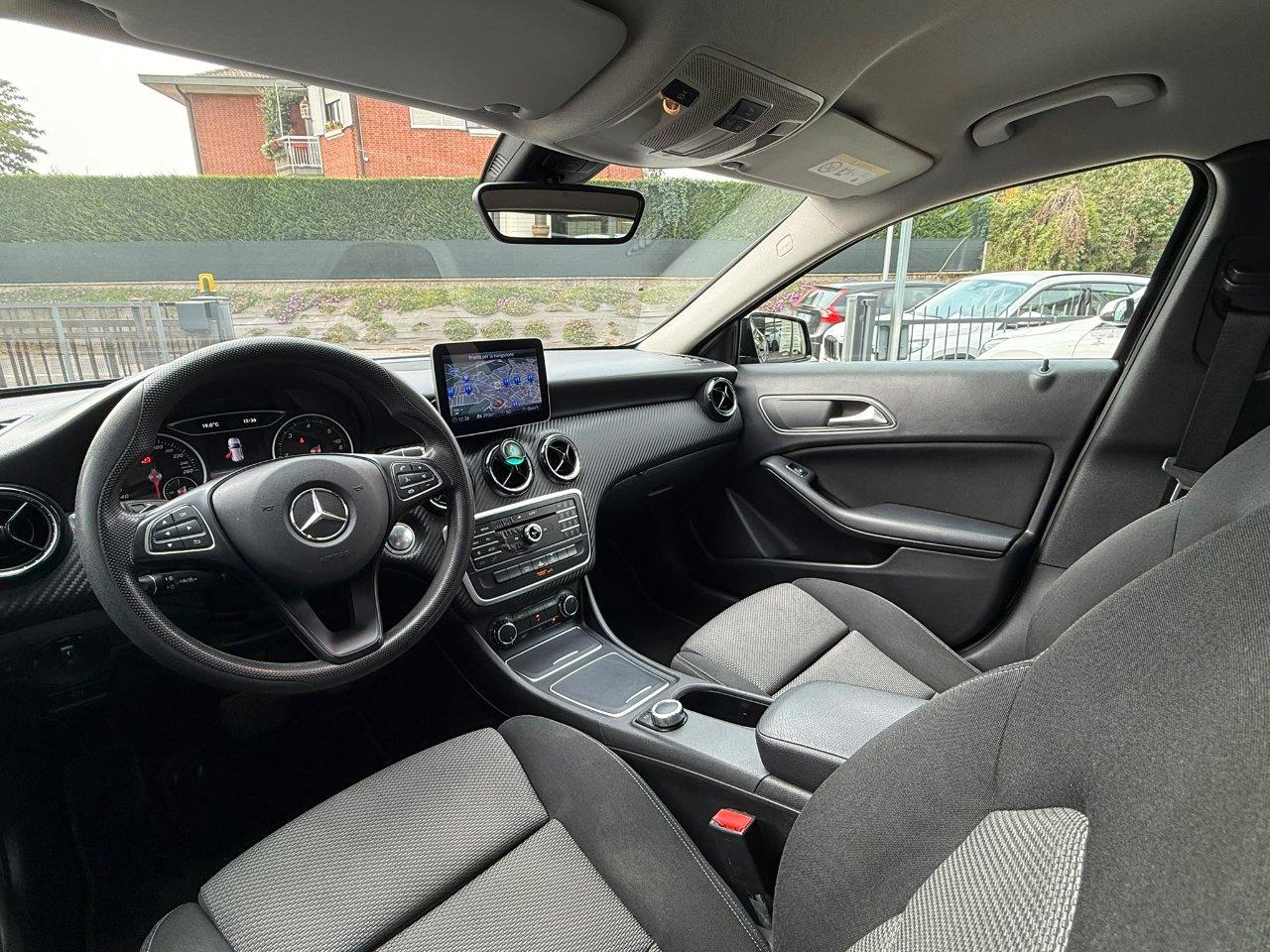 Mercedes GLA 200 d Sport auto