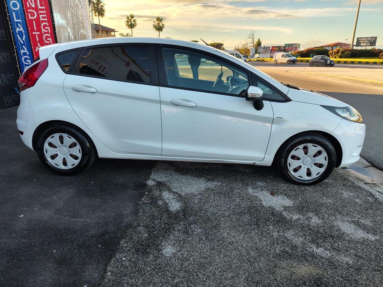 Ford Fiesta 1.6 TDCi 95 CV 5p. Titanium