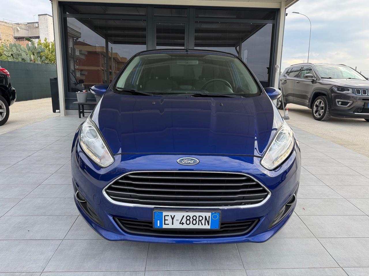 Ford Fiesta 1.2 60CV 5 porte Titanium