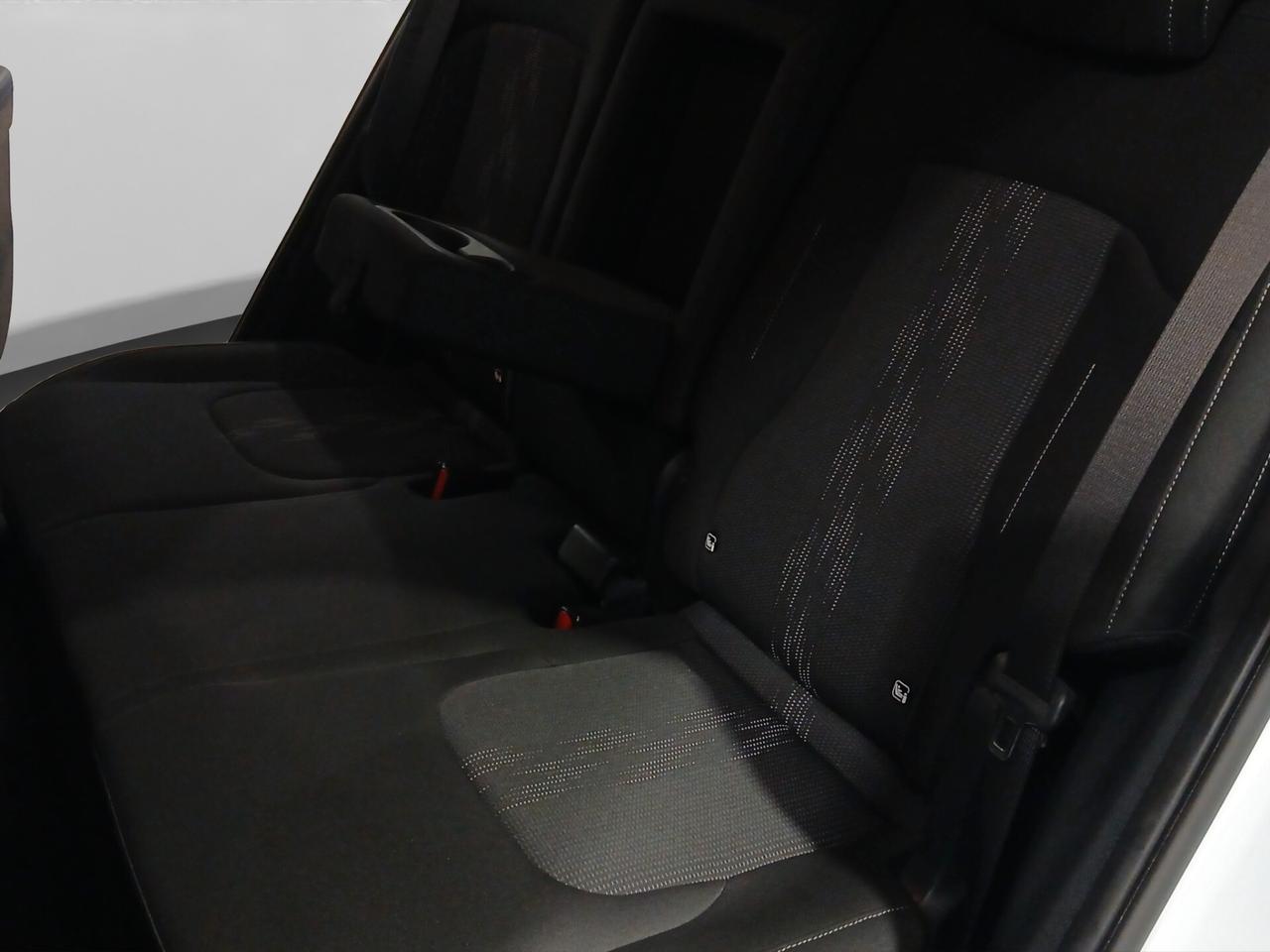 Kia Sportage 1.6 TGDi HEV AT Business